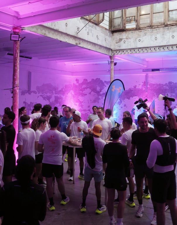 UNDER ARMOUR - RUNNING CLUB